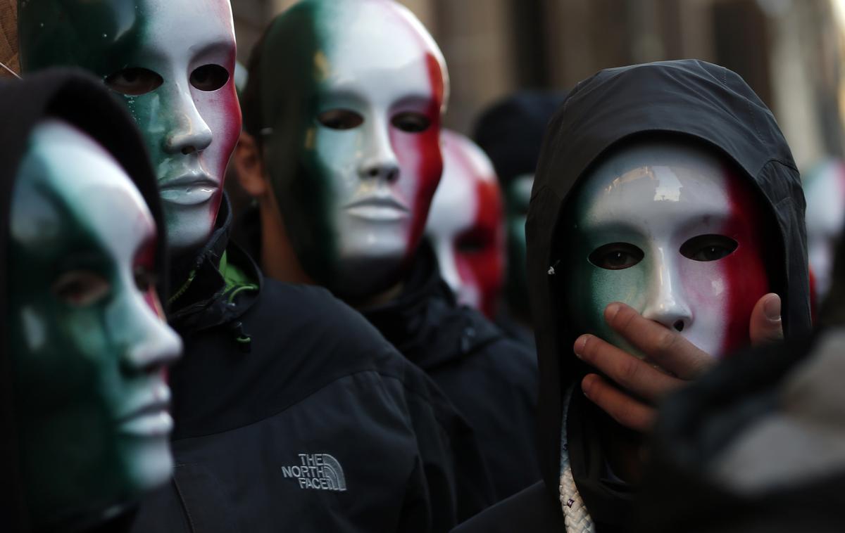 CasaPound Italija | Italijansko skrajno desničarsko gibanje CasaPound shod pripravlja ob stoti obletnici zmage Italije v prvi svetovni vojni, na njem pa pričakujejo več tisoč ljudi.  | Foto Reuters