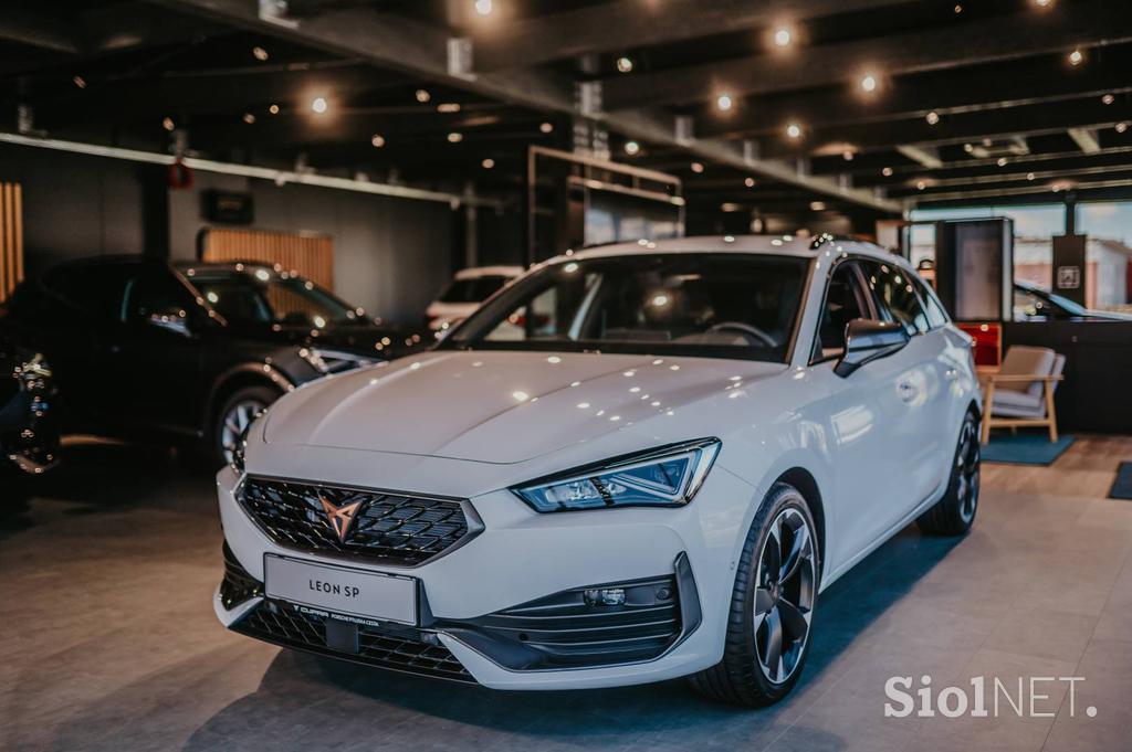 cupra-seat-porsche-ptujska-cesta-maribor-slovenia-1 (33)