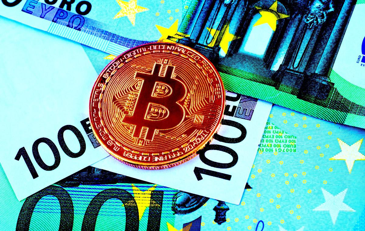 Bitcoin, Evro, denar, kriptovalute | Foto Thinkstock