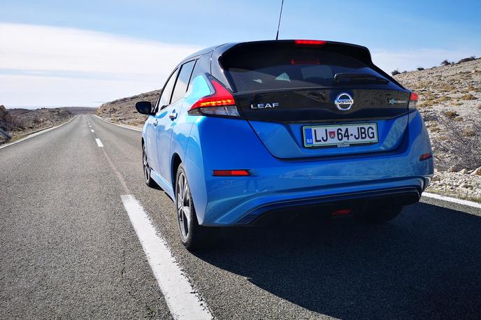 Nissan leaf + Pag | Obstoječega nissan leafa odlikuje prostornost, pri tehnoloških rešitvah pa je že ob razkritju težko držal korak z novejšimi tekmeci. | Foto Gregor Pavšič