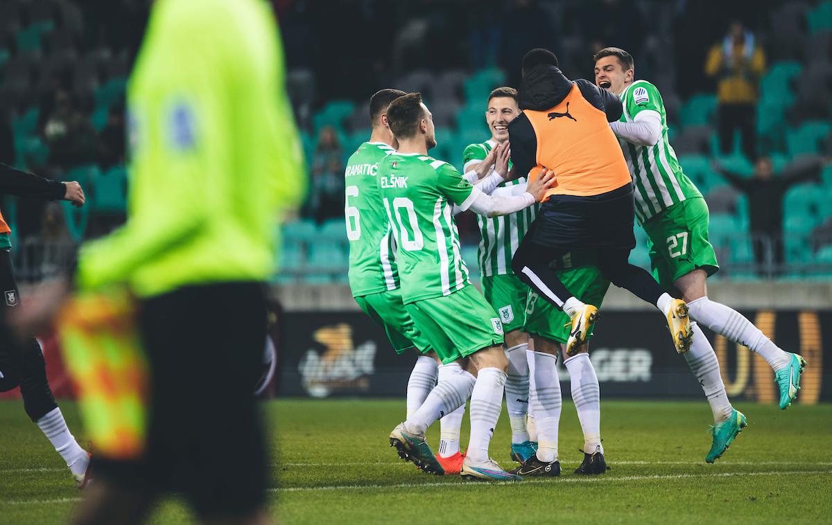 Olimpija Celje Pokal | Olimpija je v Stožicah šele po deseti seriji enajstmetrovk premagala Celje | Foto Grega Valančič/Sportida