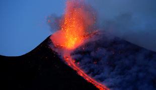 Etna povzročila močan potres: več ranjenih, gmotna škoda in preplah #foto #video