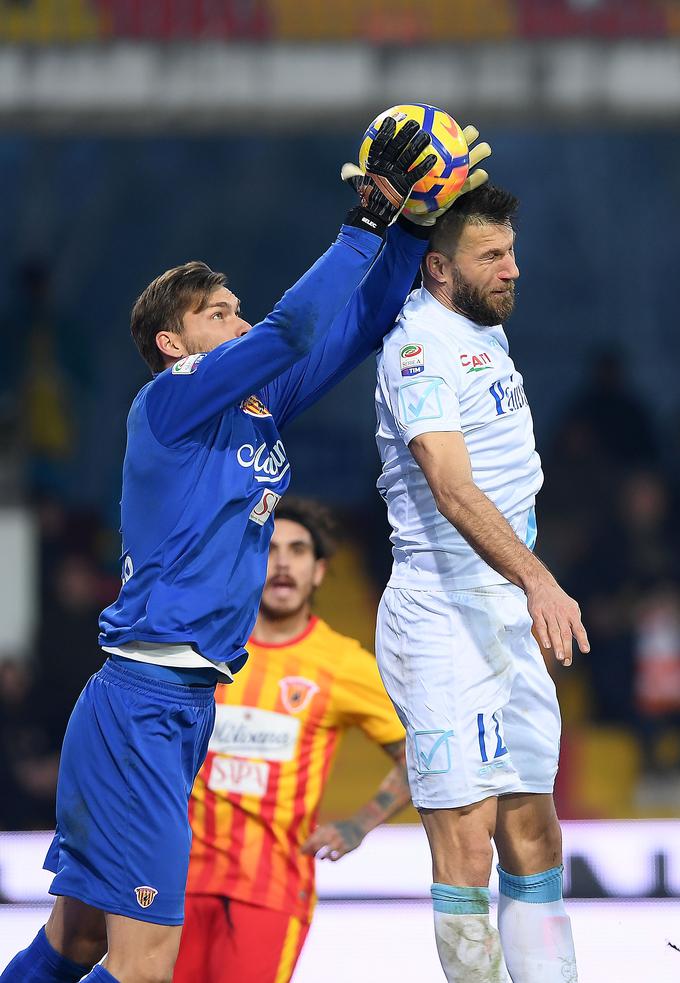 Če bi se Belec preselil v Francijo, bi bila zanj to že četrta tuja dežela, kjer bi si služil nogometni kruh. Za zdaj ima izkušnje iz Italije, Turčije in Portugalske. | Foto: Getty Images