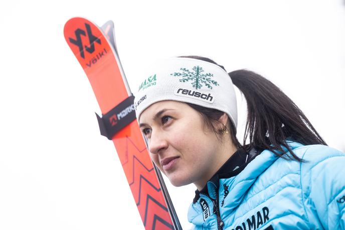 Zlata lisica 2023 Tina Robnik | Tina Robnik, slovenska alpska smučarka, nima sreče. Spet se je poškodovala. | Foto Vid Ponikvar/Sportida