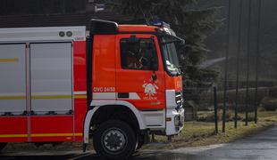 V Šenčurju zagorela gospodarsko poslopje in stanovanjska hiša