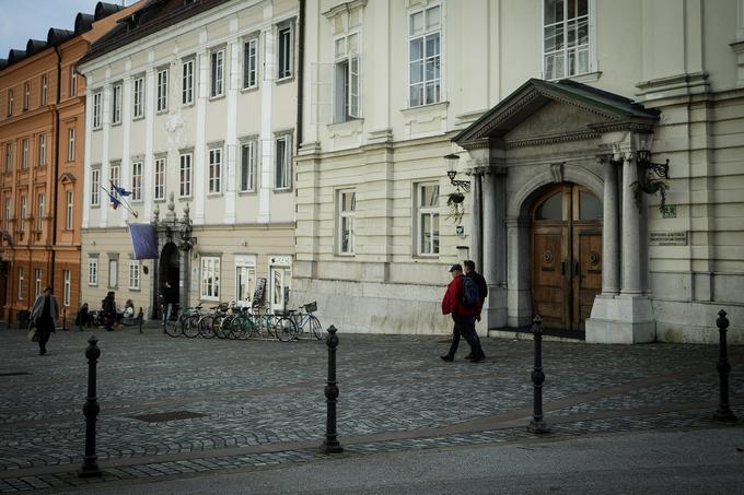 V 16. stoletju so deželni stanovi skladiščili slovenske protestantske knjige. V 17. in 18. stoletju je bila palača prizorišče kulturnega dogajanja, saj so v njej deželni stanovi prirejali predstave potujočih gledaliških skupin in gojencev jezuitskega kolegija | Foto: Ana Kovač