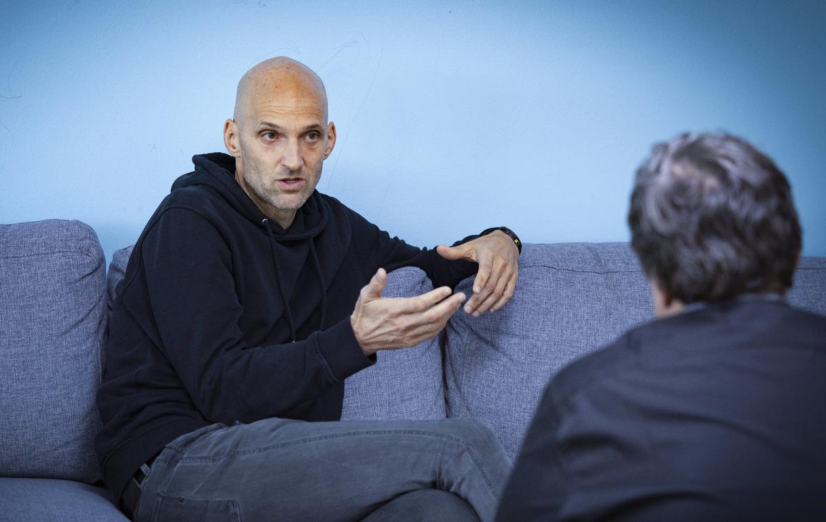 Clemens Brugger | Avstrijec Clemens Brugger v tekoči slovenščini zadnja tri leta vodi slovensko podružnico družbe Wolt. | Foto Ana Kovač