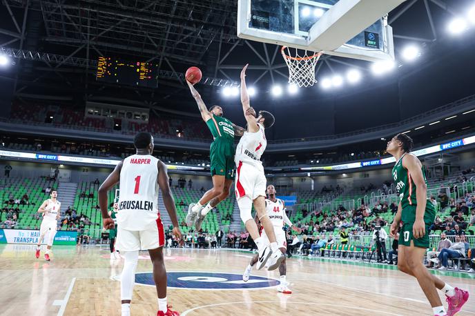 Cedevita Olimpija - Hapoel Jeruzalem | Cedevita Olimpija ostaja pri štirih zmagah v letošnjem EuroCupu. | Foto Aleš Fevžer