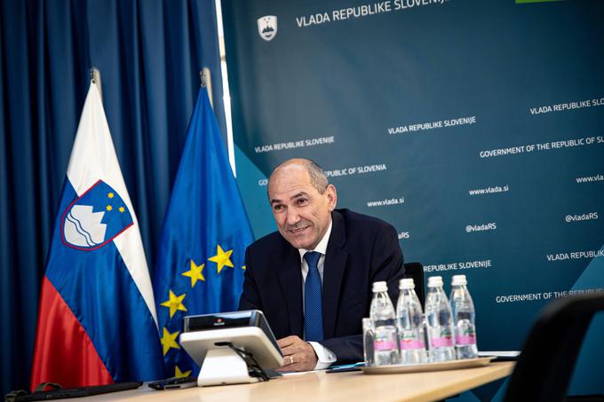 Predsednik vlade Janez Janša je danes poudaril, da je skrajni čas, da zagotovimo dosledno spoštovanje ustave in zakonov ter enaka merila za vse. | Foto: Gov.si