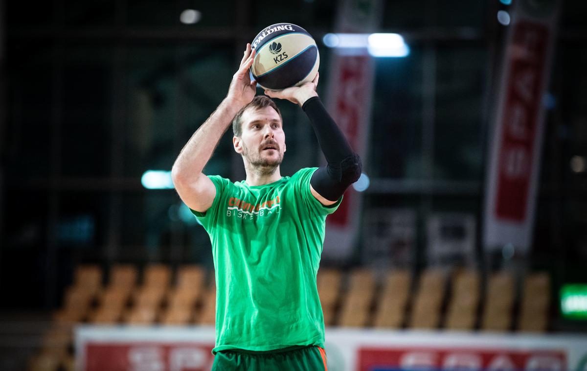 Cedevita Olimpija Zoran Dragić | Zoran Dragić ima še veljavno pogodbo s Cedevito Olimpijo. | Foto Blaž Weindorfer/Sportida