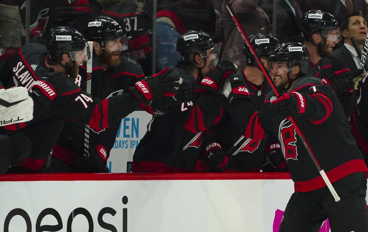 Brendan Smith Carolina Hurricanes | Brendan Smith je v končnici zadel prvič po devetih letih. | Foto Reuters