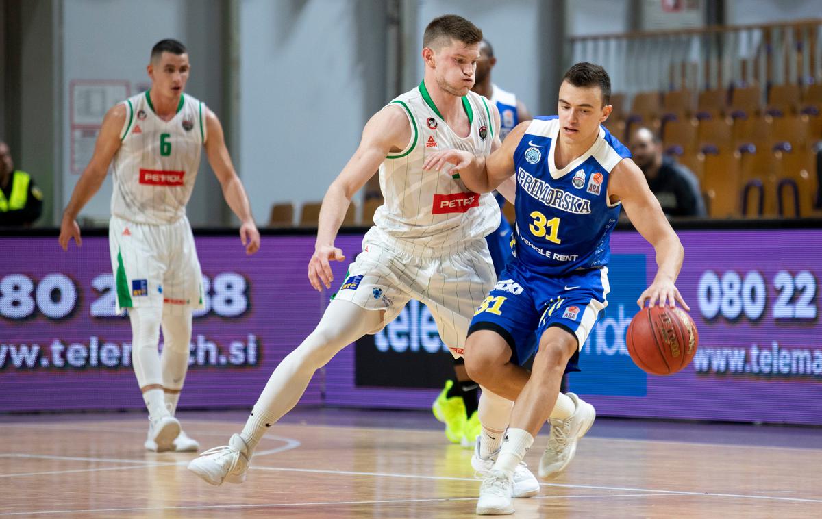 Žan Mark Šiško | Žan Mark Šiško je dosegel 21 točk in Primorsko popeljal do že desete zaporedne zmage v  Aba2. | Foto Urban Urbanc/Sportida