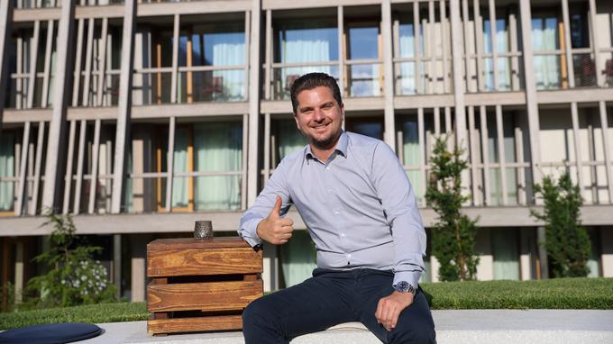 Damian Merlak ob odprtju prenovljenega Hotela Bohinj julija 2021 | Foto: Mediaspeed