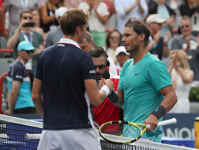 23-letni Rus Daniil Medvedev je proti deset let starejšemu Špancu osvojil le tri igre. | Foto: Reuters