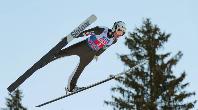 Na tekmo se bo poskušalo uvrstiti sedem Slovencev. | Foto: AP / Guliverimage