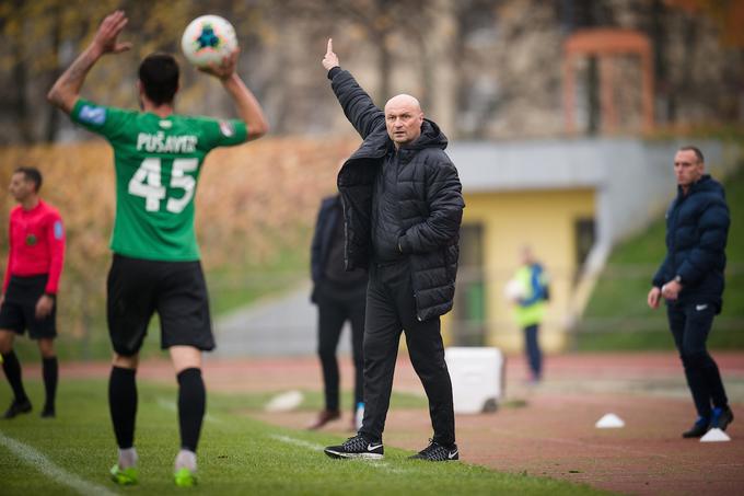 Moštvo velenjskega Rudarja, ki je v tej sezoni zamenjalo že tri trenerje (Almir Sulejmanović, Jani Žilnik in Nikola Jaroš), je prevzel konec oktobra 2019. Knapi so še edini v prvenstvu brez zmage, za predzadnjim Bravom zaostajajo devet točk. | Foto: SPS/Sportida