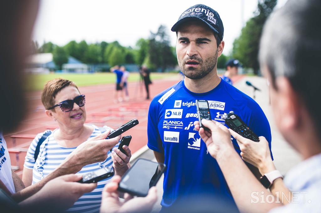 Skakalci skakalke trening Kranj