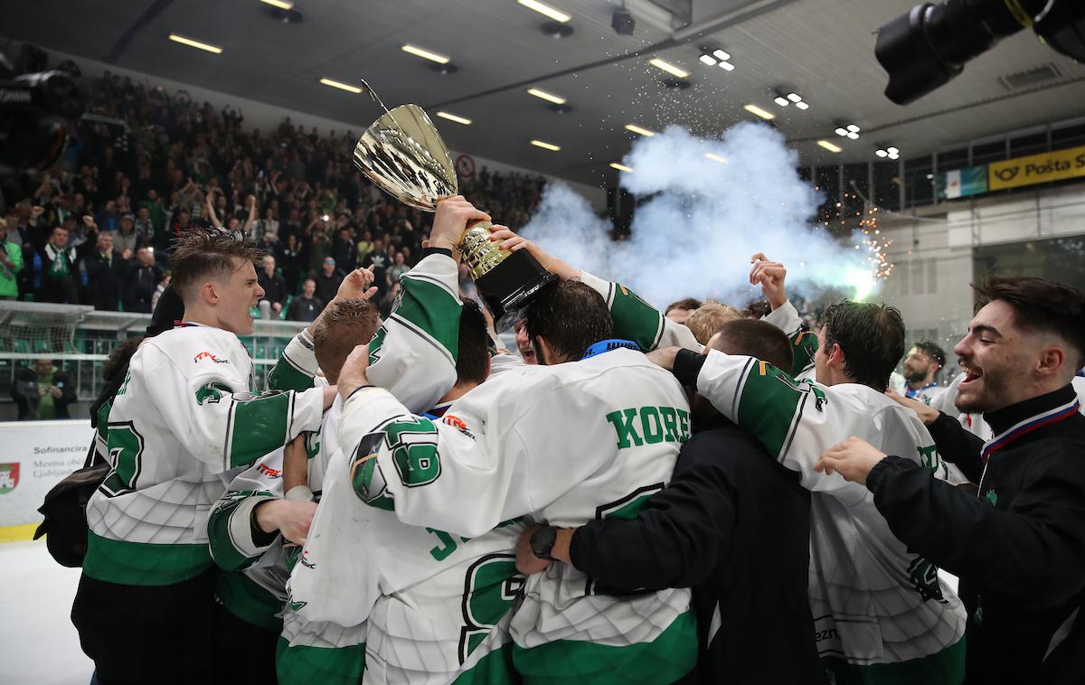 HK SŽ Olimpija - HDD Sij Acroni Jesenice, finale DP, druga tekma | Hokejisti Olimpije so v tej sezoni osvojili vse, kar jim je bilo na voljo. Slovenski pokal, Aplsko ligo in za piko na i še državno prvenstvo. | Foto Matic Klanšek Velej/Sportida