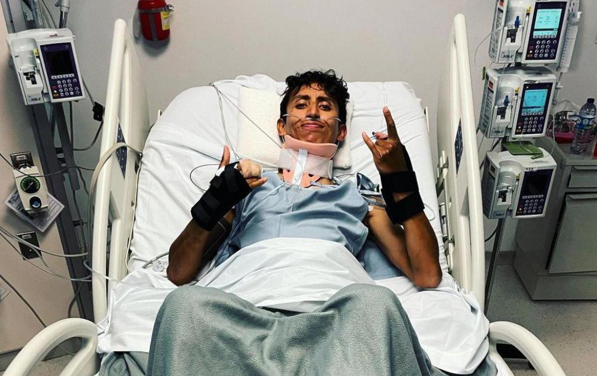 Egan Bernal | Egan Bernal je že zapustil intenzivni oddelek bolnišnice Sabana v Bogoti. | Foto Twitter