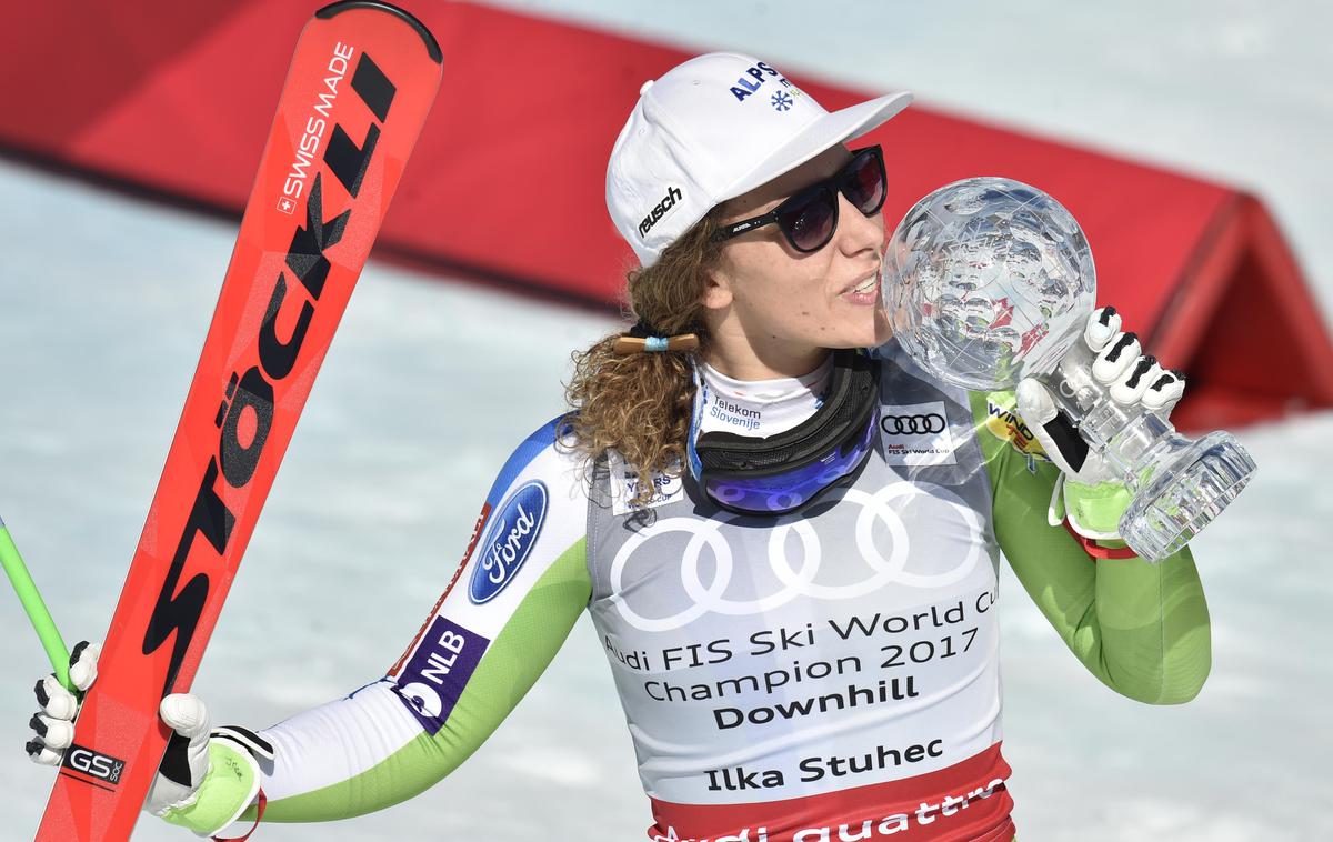 Ilka Štuhec | Ilka Štuhec je leta 2017 postala prva slovenska lastnica malega smukaškega globusa. | Foto Reuters