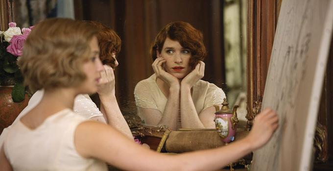 Eddie Redmayne kot transspolna ženska Lili Elbe v filmu Dansko dekle. | Foto: IMDb