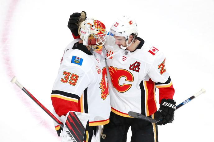 Calgary Flames | Chicago Blackhawks so pred dnevi izgubili spopad z Edomontonom, tokrat gostujejo še pri Flames v olimpijskem Calgaryju. | Foto Gulliver/Getty Images