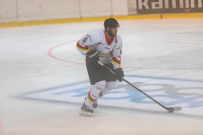 HDD Jesenice HK Slavija Junior polfinale pokal slovenije | Hokejisti Slavije so na odločilni tretji tekmi v drugem podaljšku ugnali Celjane in napredovali v polfinale, kjer jih čaka Olimpija.  | Foto Urban Meglič/Sportida