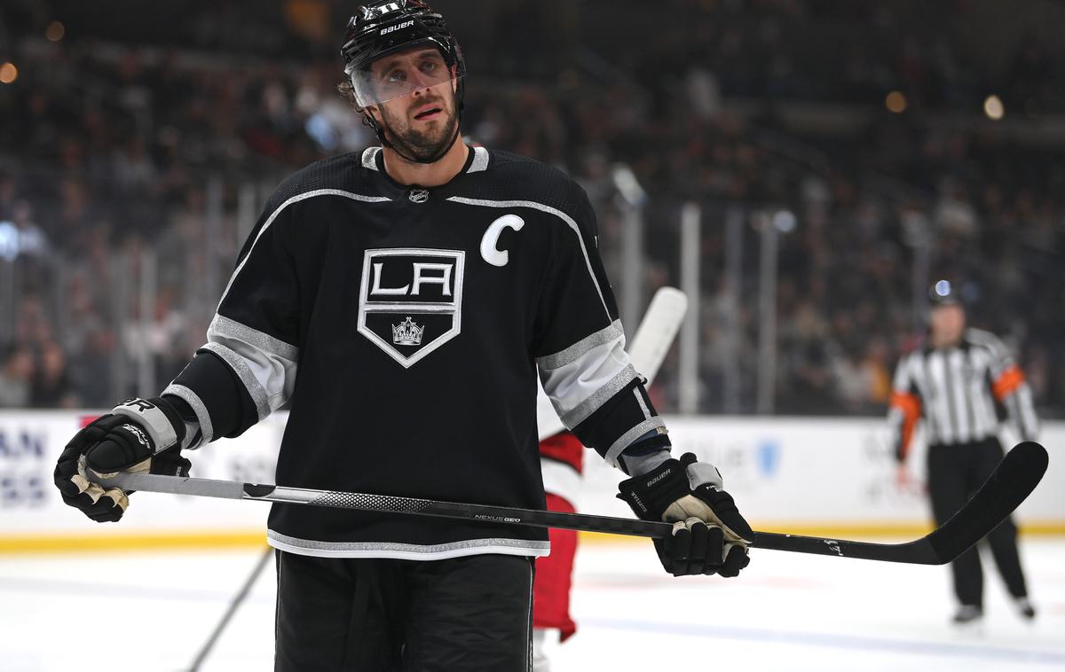 Anže Kopitar | Anže Kopitar je že drugič v tej sezoni ostal kratkih rok proti Arizoni. | Foto Reuters