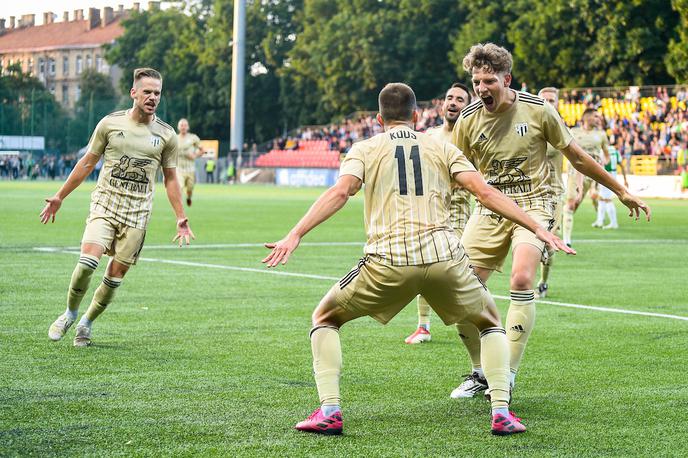 Žalgiris Mura | Lani je Mura v Vilni premagala Žalgiris z 1:0. Tako so se nekdanji varovanci Anteja Šimundže veselili po zadetku Žige Kousa. Letos je Šimundža z Ludogorcem po podaljšku remiziral s 3:3. | Foto Sportida