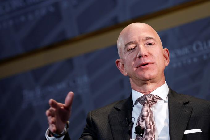 Jeff Bezos, najbogatejši človek na svetu, bi za toliko bitcoinov zapravil malce manj kot tretjino svojega premoženja.  | Foto: Reuters