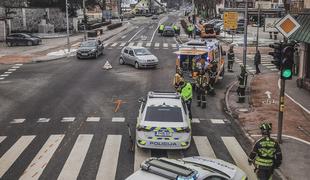 Drama na Vrhniki: "madžarski" audi divjal in zbežal z avtoceste