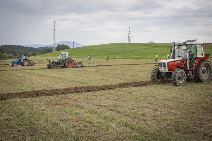 Tekmovanje v oranju, orači, traktor, oranje | Foto: Bojan Puhek