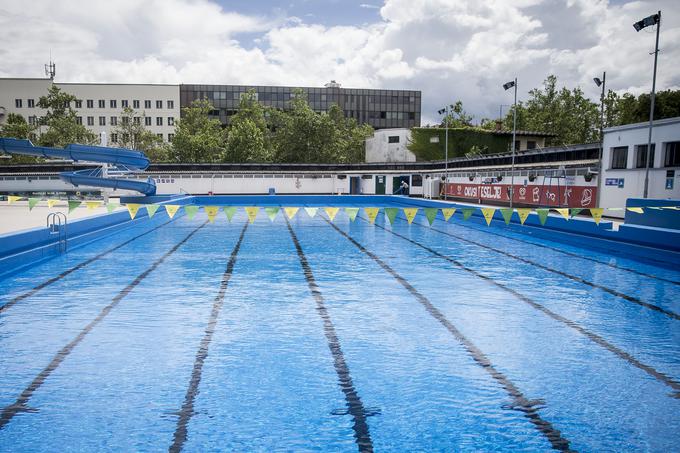 Bodo na plavalnem kompleksu v središču Ljubljane zabrneli gradbeni stroji? | Foto: Ana Kovač