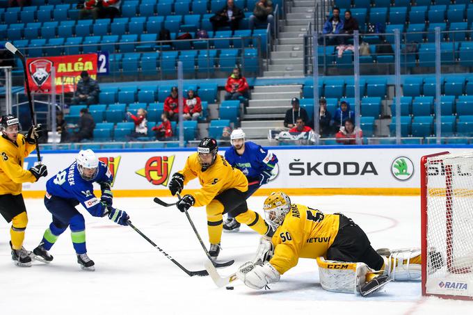 Slovensko reprezentanco prva tekma turnirja čaka v četrtek ob 19. uri, ko bo palice prekrižala z Litvo. | Foto: Matic Klanšek Velej/Sportida