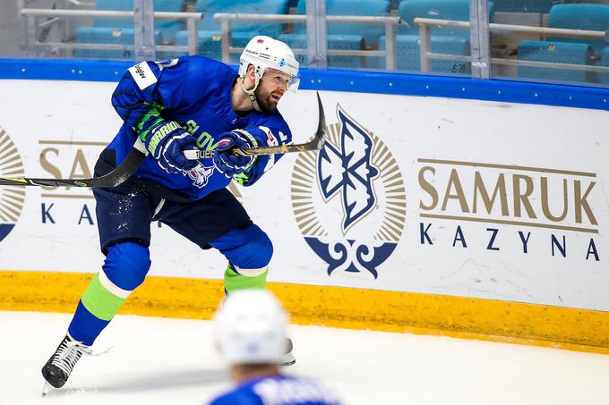 Z reprezentanco je igral na številnih svetovnih prvenstvih, zadnjič leta 2019, reprezentančni vrhunec pa doživel na olimpijskih igrah v Pjongčangu leta 2018. | Foto: Sportida