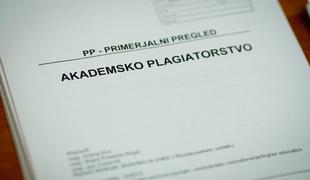 Uslužbenec MNZ zaradi plagiata ob delovno mesto