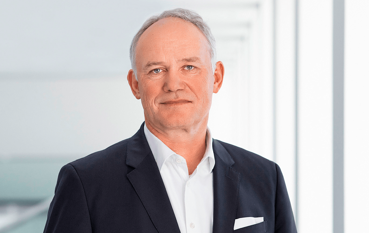 Michael Jost | Michael Jost je svojo kariero pričel pri Škodi in v desetih letih napredoval do vodje strategije za celotno skupino Volkswagen. | Foto Volkswagen