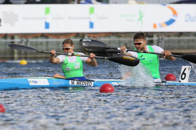 Mia Medved Rok Šmit | Mia Medved in Rok Šmit sta v Poznanju osvojila srebrno kolajno. | Foto Nina Jelenc