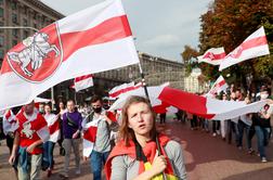 Beloruska policija nad protestnike z vodnim topom, več aretacij