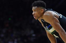 Giannis Antetokounmpo in njegovi bratje podarili deset tisoč zaščitnih mask