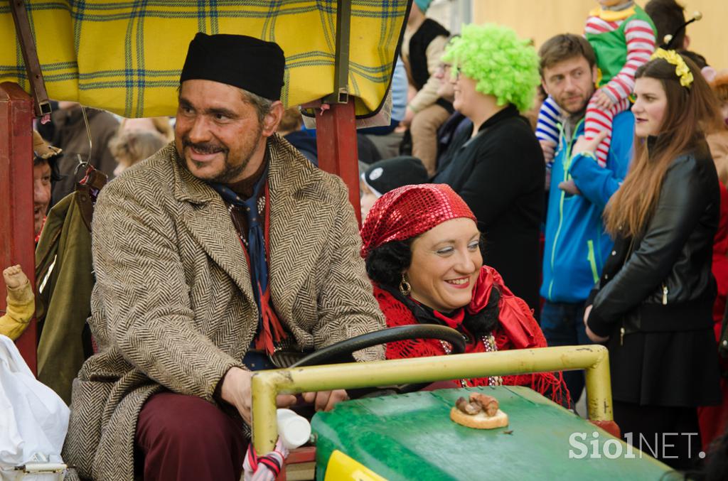 pust Ptujski karneval povorka Ptuj