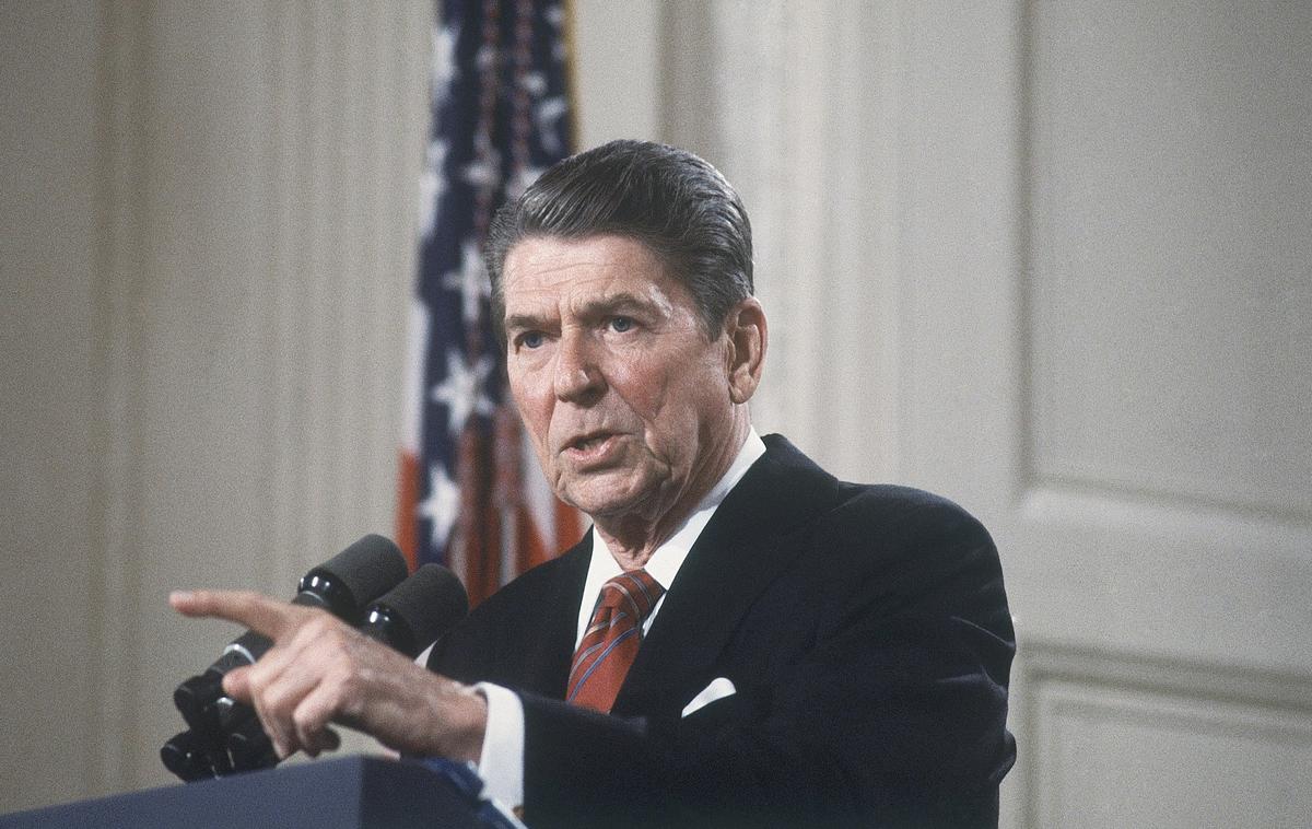 Ronald Reagan | Ronald Reagan je bil znan po svojih šalah, ki so velikokrat mejile na črni humor. Reagan je bil predsednik ZDA od januarja 1981 do januarja 1989. | Foto Guliverimage