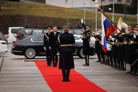 Borut Pahor, slovenska vojska