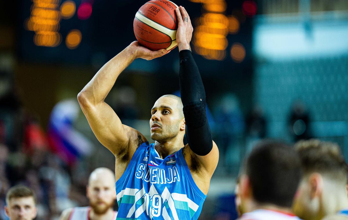 Jordan Morgan | Jordan Morgan v prihodnjem krogu proti "rojaku" Hrovatu. | Foto Sportida