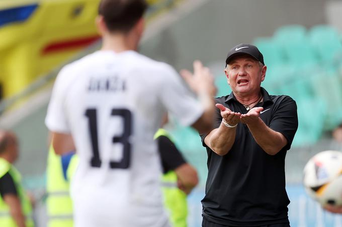 Slovenci bodo prvo tekmo odigrali v nedeljo. | Foto: www.alesfevzer.com