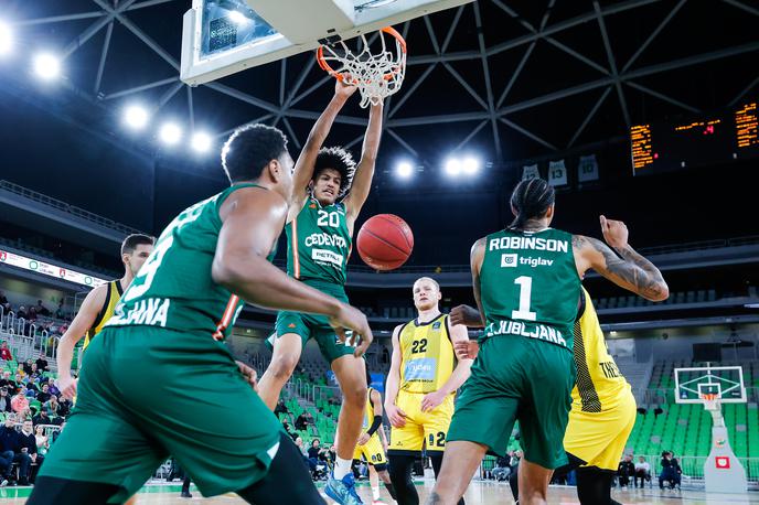 Cedevita Olimpija - Aris | Cedevita Olimpija je v Stožicah z 98:79 premagala grški Aris. | Foto Aleš Fevžer