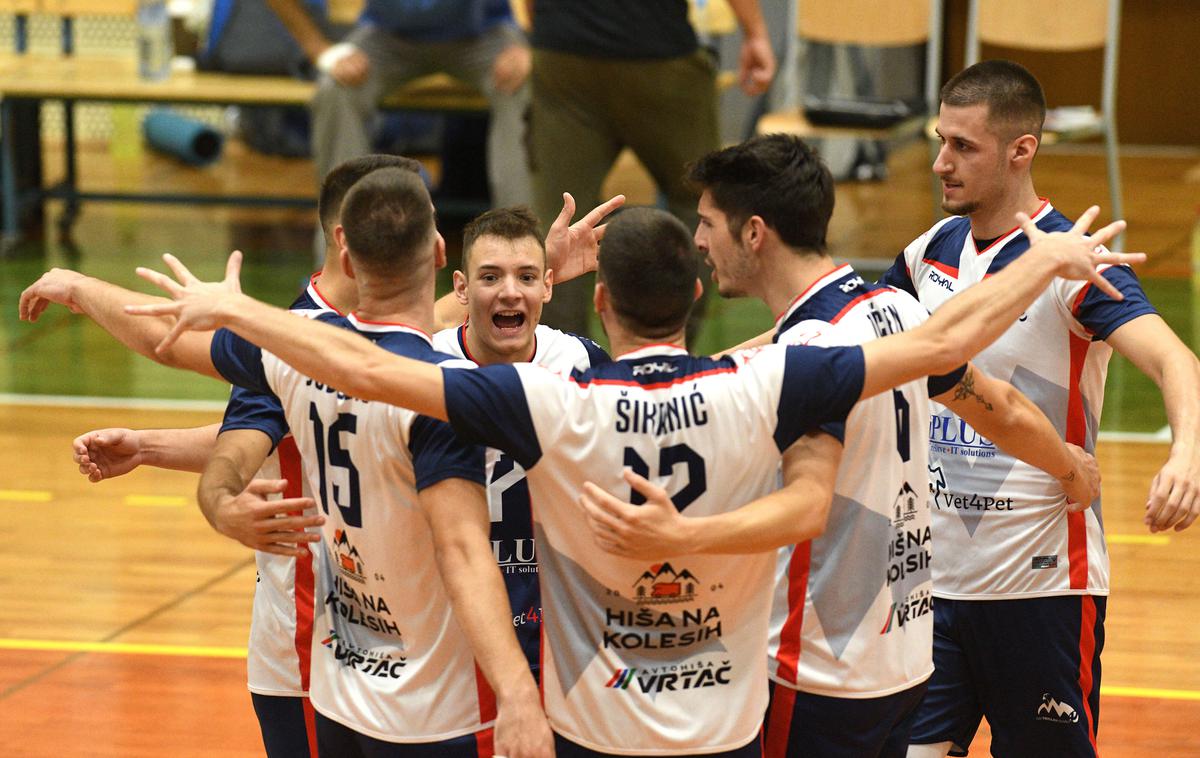 Hiša na Kolesih Triglav | Kranjčani bodo po 14 letih spet igrali na evropskih tekmovanjih. V sredo bodo v sklopu CEV Challenge gostili bolgarski Deya Volley Burgasom. | Foto Aleš Oblak