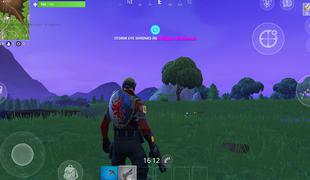 Neverjetno priljubljena igra Fortnite prihaja na Android