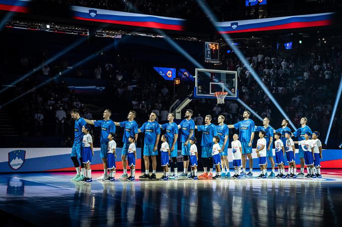 slovenska košarkarska reprezentanca | Slovenci se bodo danes ob 14.30 pomerili s Kanado. | Foto FIBA