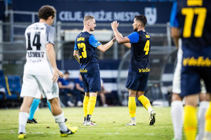 Celje - Flora Talin, liga prvakov | Žan Karničnik je zabil za preobrat. | Foto Jure Banfi/alesfevzer.com